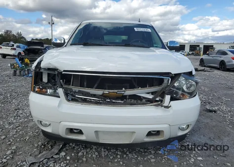 2013 Chevrolet Suburban C1500 Lt z USA, uszkodzony, nr VIN 1GNSCJE04DR255872